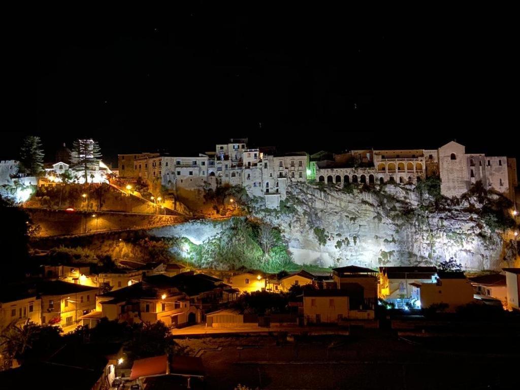 Appartamenti Attilio Tropea Esterno foto